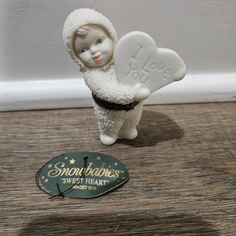 Small Vintage Department 56 'Sweet Heart' Hinged Box